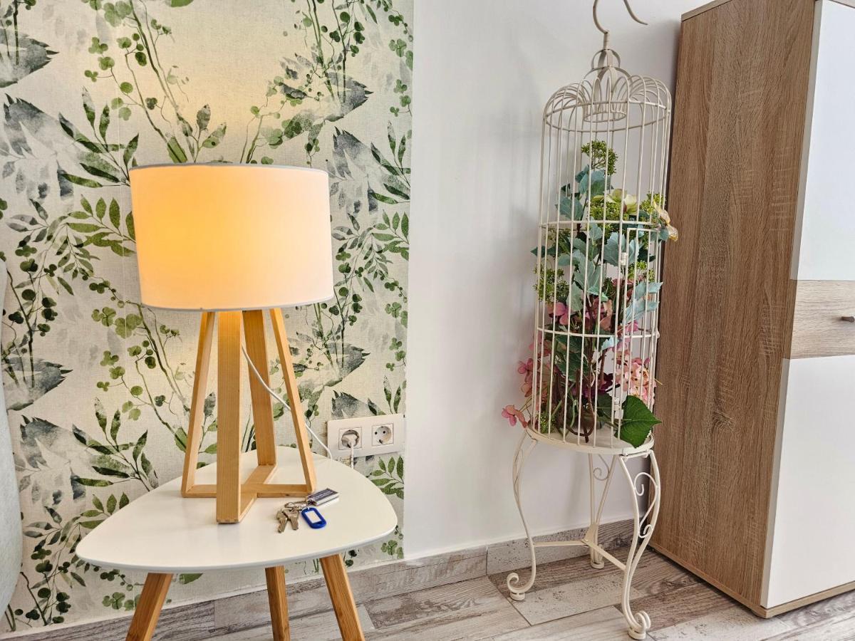 New Loft Sweet Holidays, Playa De Los Cristianos Лос Кристианос Экстерьер фото